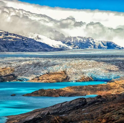 Le mirador du glacier Upsala dans le lago argentino