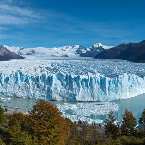 Vue panoramique sur le Perito Moreno