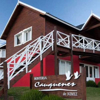 Façade de l'auberge Cauquenes de Nimez à El Calafate en Argentine