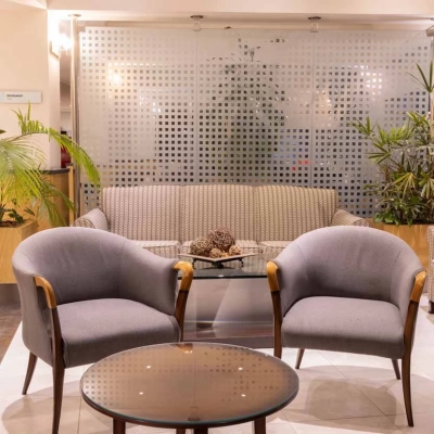 Salon du lobby de l'hôtel Fueguino Patagonico à Ushuaia en Argentine
