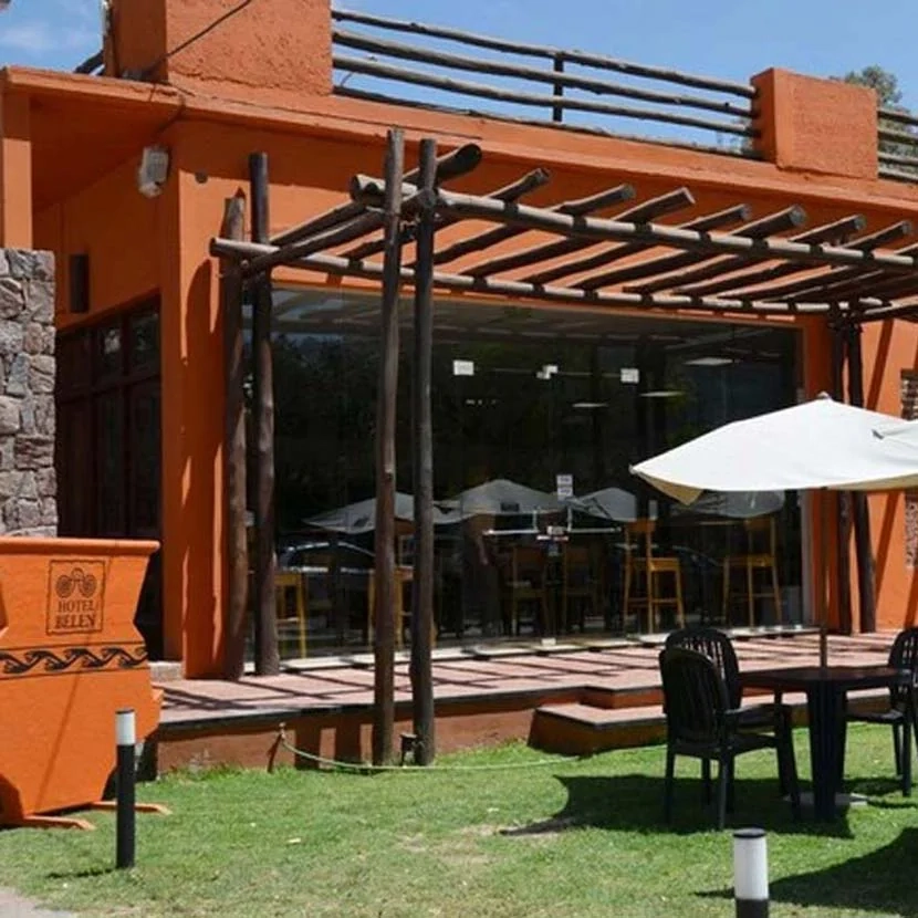 La terrasse de l'hosteria Belen en Argentine