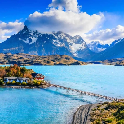 Le lac Pehoe au Parc national Torres del Paine au Chili