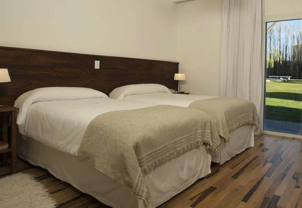 La chambre standard twin de l’hôtel La Posada à Puerto Madryn en Argentine