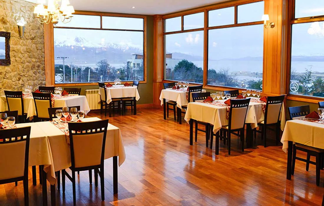 Le restaurant avec vue de l’hôtel Altos à Ushuaïa en Argentine