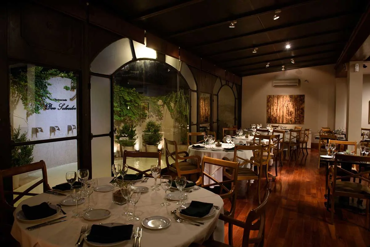 Restaurant de l’hotel Almeria à Salta en Argentine