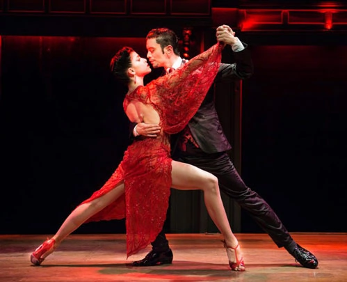 Couple de danseurs de tango à El Querandi