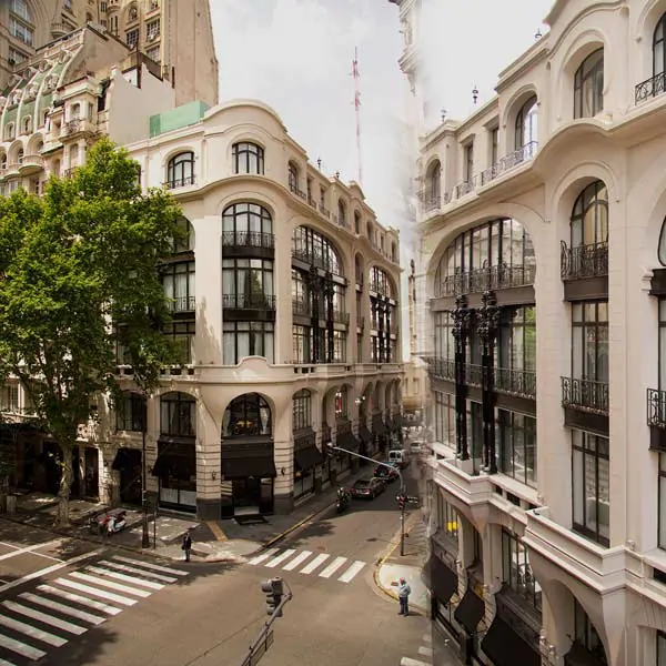 L’extérieur de l’hotel Tango de Mayo à Buenos Aires en Argentine