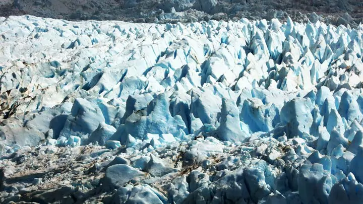 La glace du Balmaceda dans le Parc National Bernardo O'Higgins au Chili