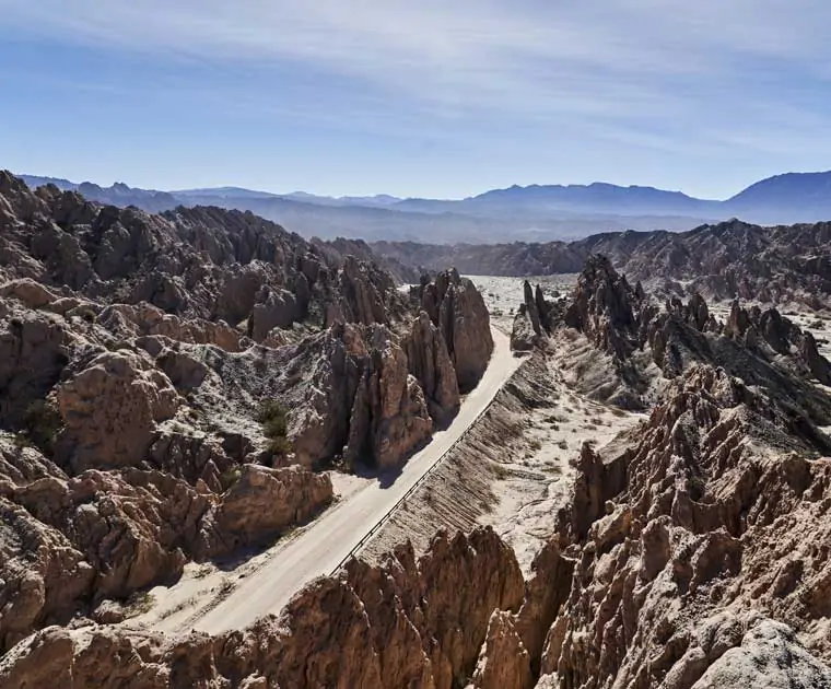 La route panoramique de l'impressionnante vallée de Las Flechas