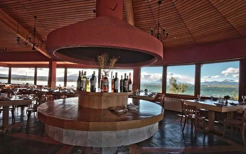 Bar restaurant de l’hotel Natalino Patagonia à Puerto Natales au Chili