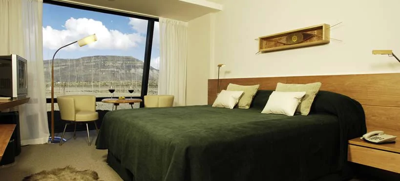 Chambre double de l’hotel Design Suites El Calafate en Argentine