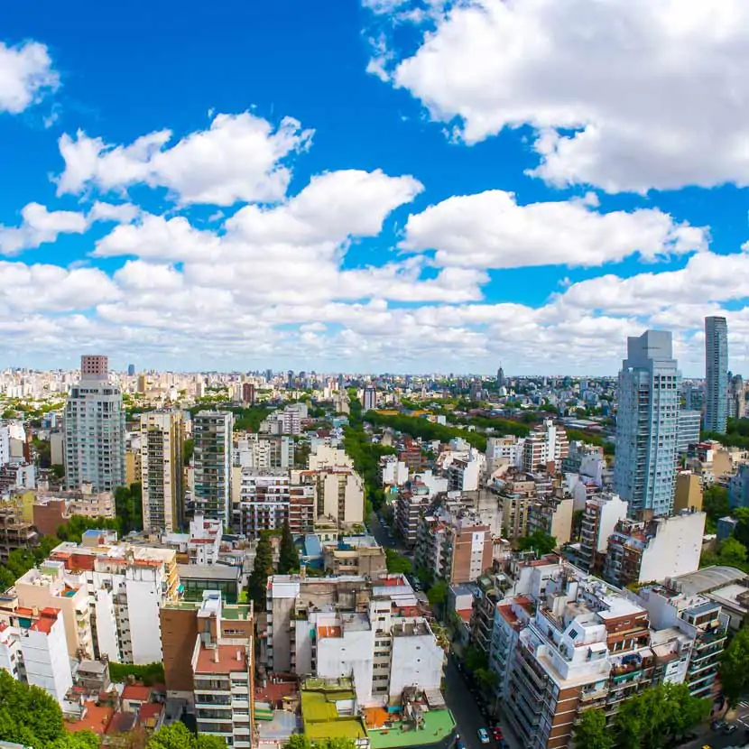 La skyline de Buenos Aires par temps clair