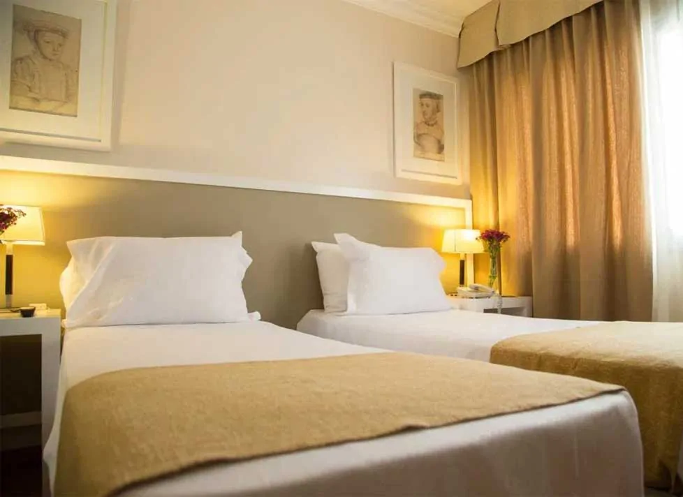 Chambre twin de l’hotel Huentala à Mendoza en Argentine